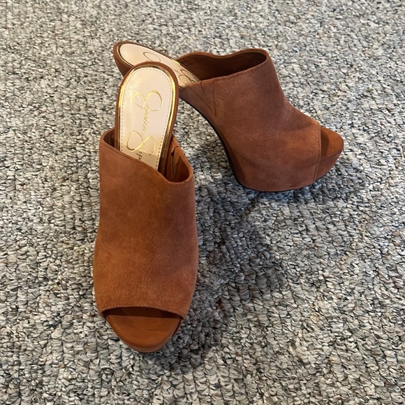 Jessica Simpson Heels - Picture 2 of 2